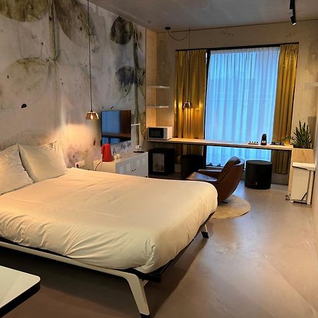 אנסחדה Moloko, Modern Designed Sleep & Shower Hotel In City Center, Digital Key By Sms מראה חיצוני תמונה