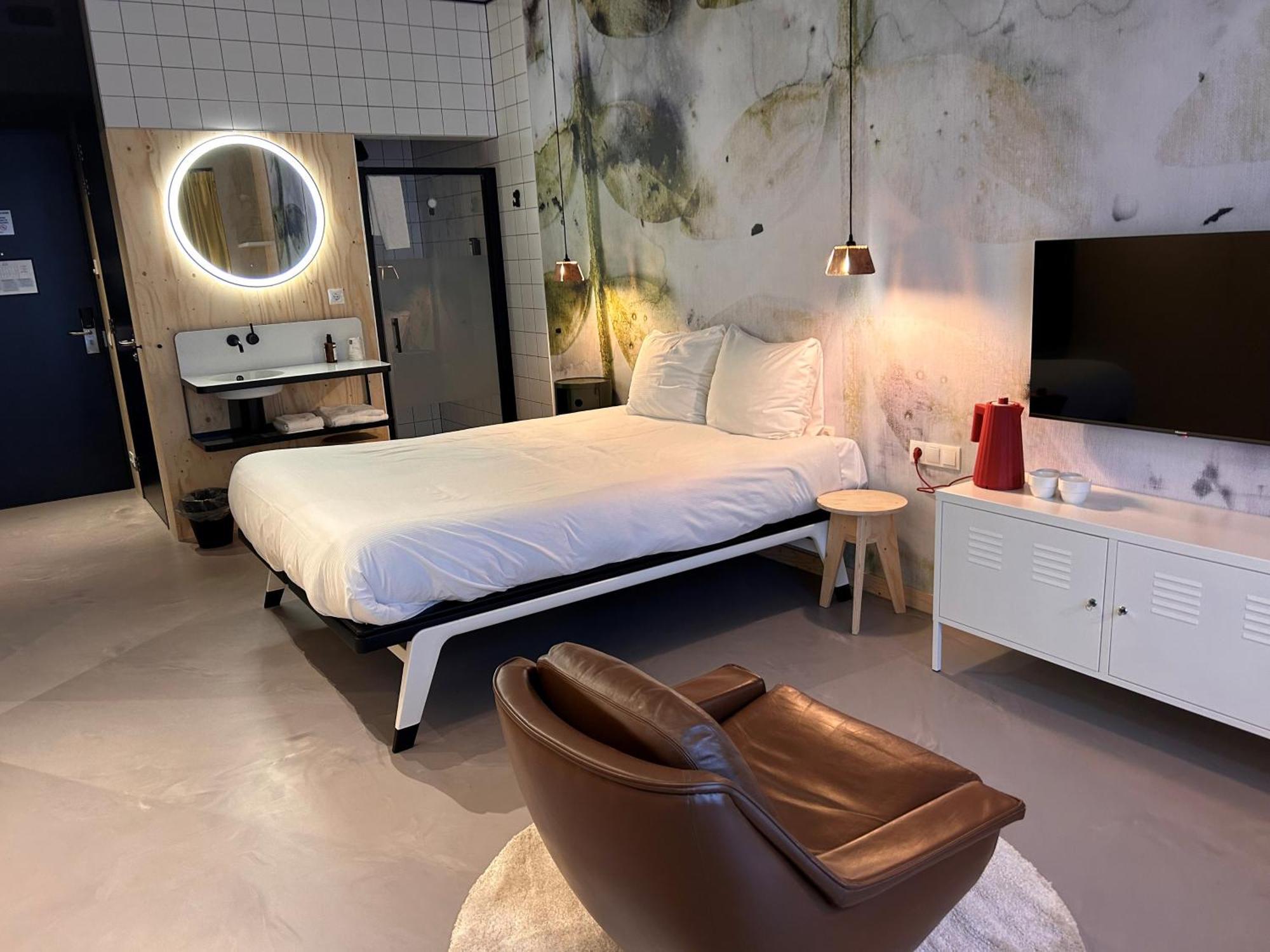 אנסחדה Moloko, Modern Designed Sleep & Shower Hotel In City Center, Digital Key By Sms מראה חיצוני תמונה